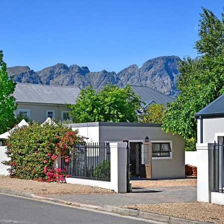 La Rochelle Cottage 弗朗斯胡克 外观 照片