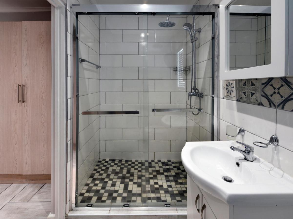 La Rochelle Cottage 弗朗斯胡克 外观 照片