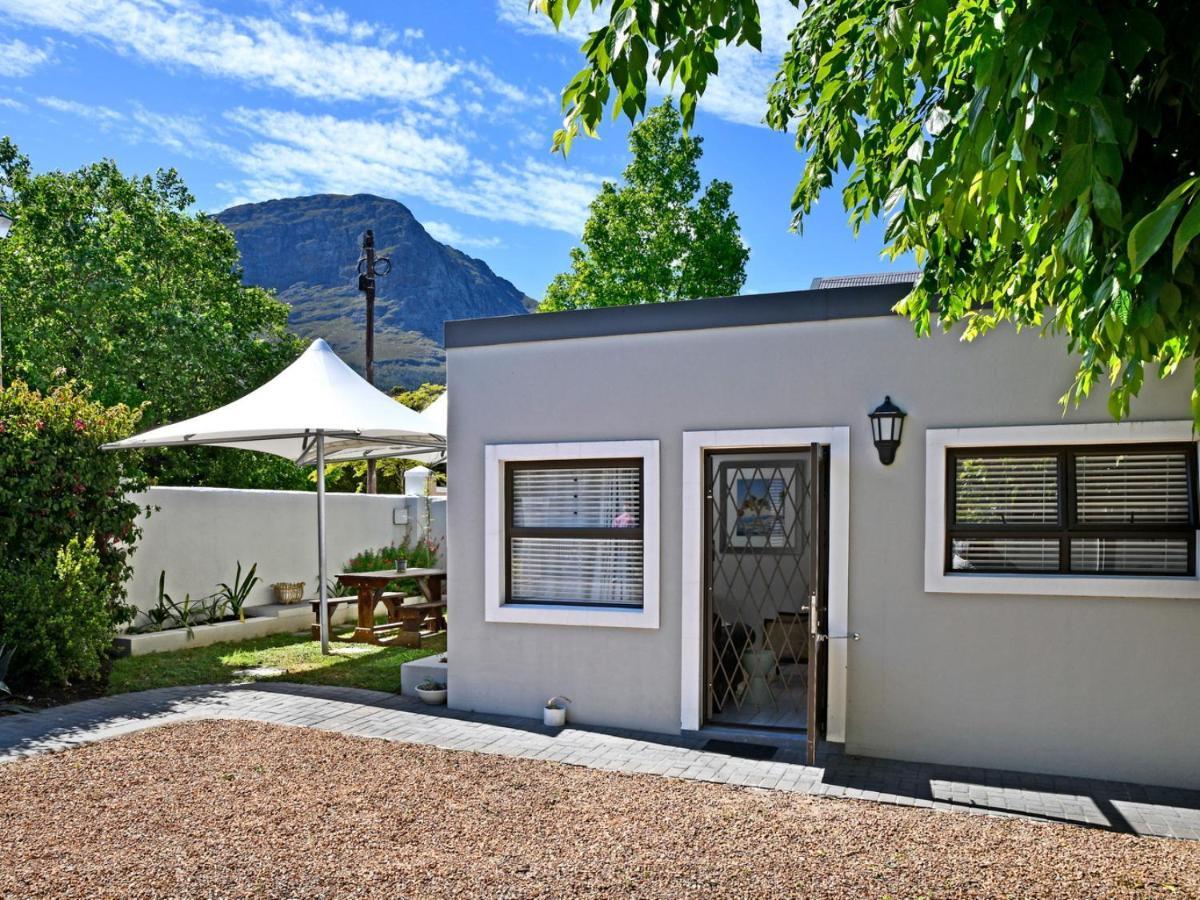 La Rochelle Cottage 弗朗斯胡克 外观 照片